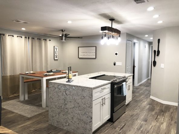 Cedar Run Apartments: 2722 49th Ave W Bradenton, FL , Bradenton, FL 34207